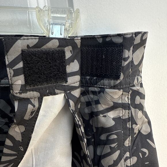 RipSkirt Hawaiian Wrap Skirt Shibori Butterfly Black & Gray Length 1 Sz L NWT - Picture 6 of 10